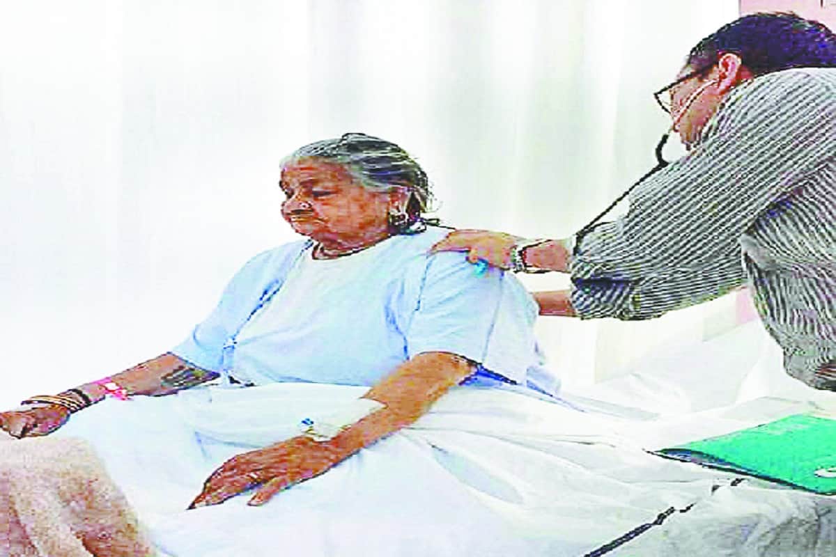 Chandro Tomar aka Shooter Dadi died of COVID 19  Saand Ki Aankh actress Taapsee Pannu emotional tweet