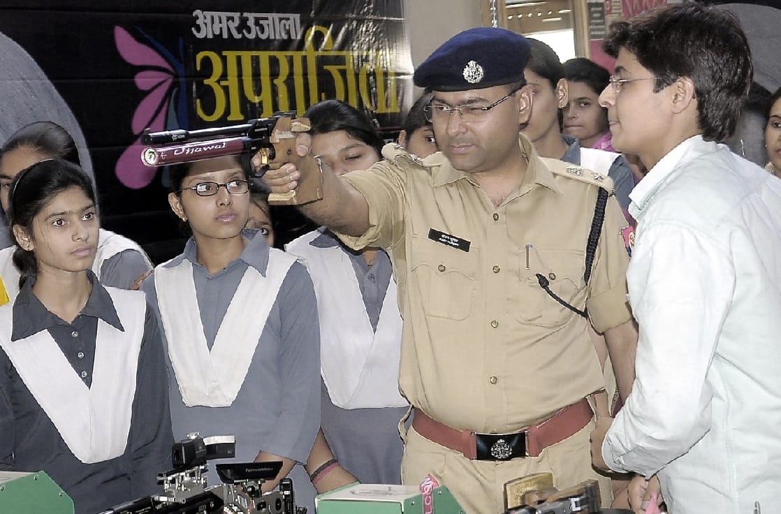 safalta ke liye sayaam aur acche sanskaar jaroori