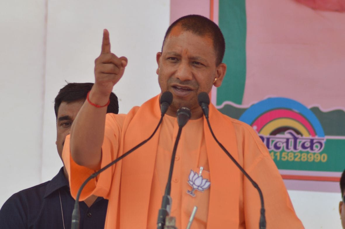 राष्ट्रवाद का नारा, मोदी नाम सहारा