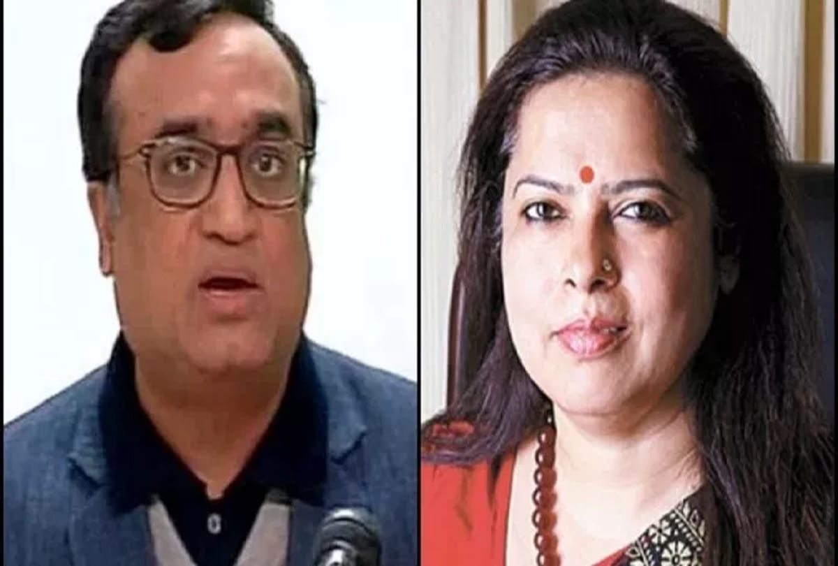 Loksabha Election 2019: Congress leader Ajay Maken in front of Meenakshi Lekhi