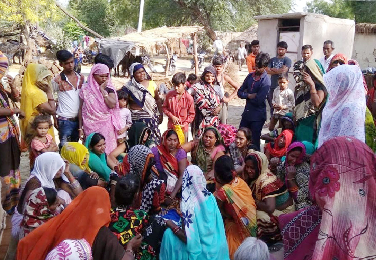Husband and wife committed suicide in safipur Unnao