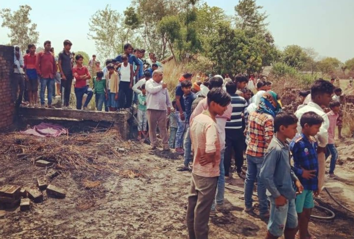 Two boys burned alive in massive fire in pratapgarh