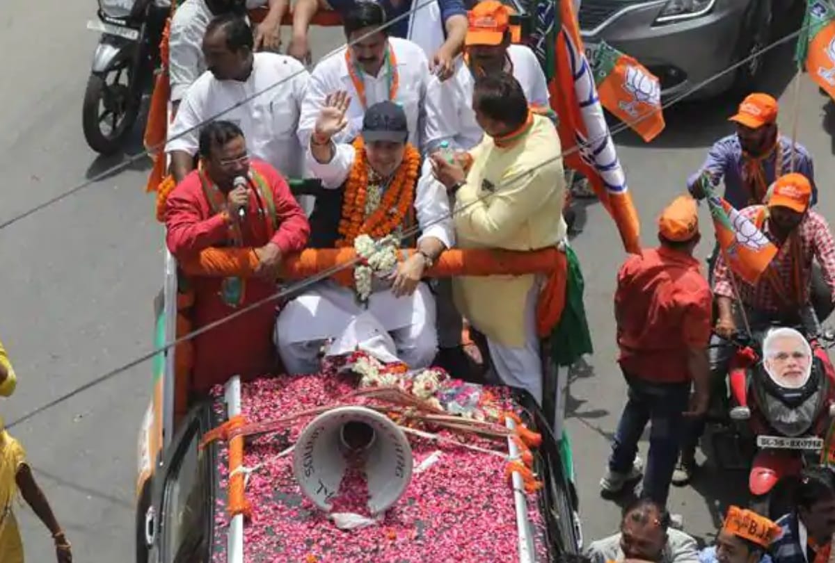 AAP Claims Gautam Gambhir Using Duplicate For Campaigning