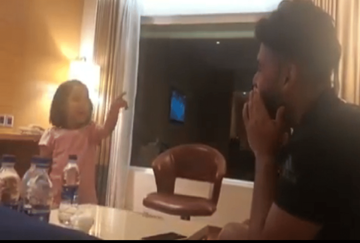 Rishabh pant teaching Hindi alphabets to Ziva singh dhoni done mistakes video viral