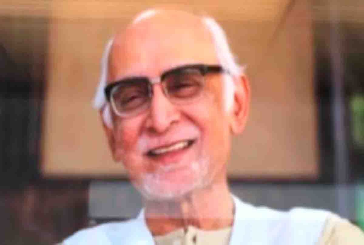 Dr. Lakshmidhar Malaviya, who kept up to the last breath of life