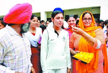 Two girls of Muktsar District Topped in PSEB 12th Exams reuslt