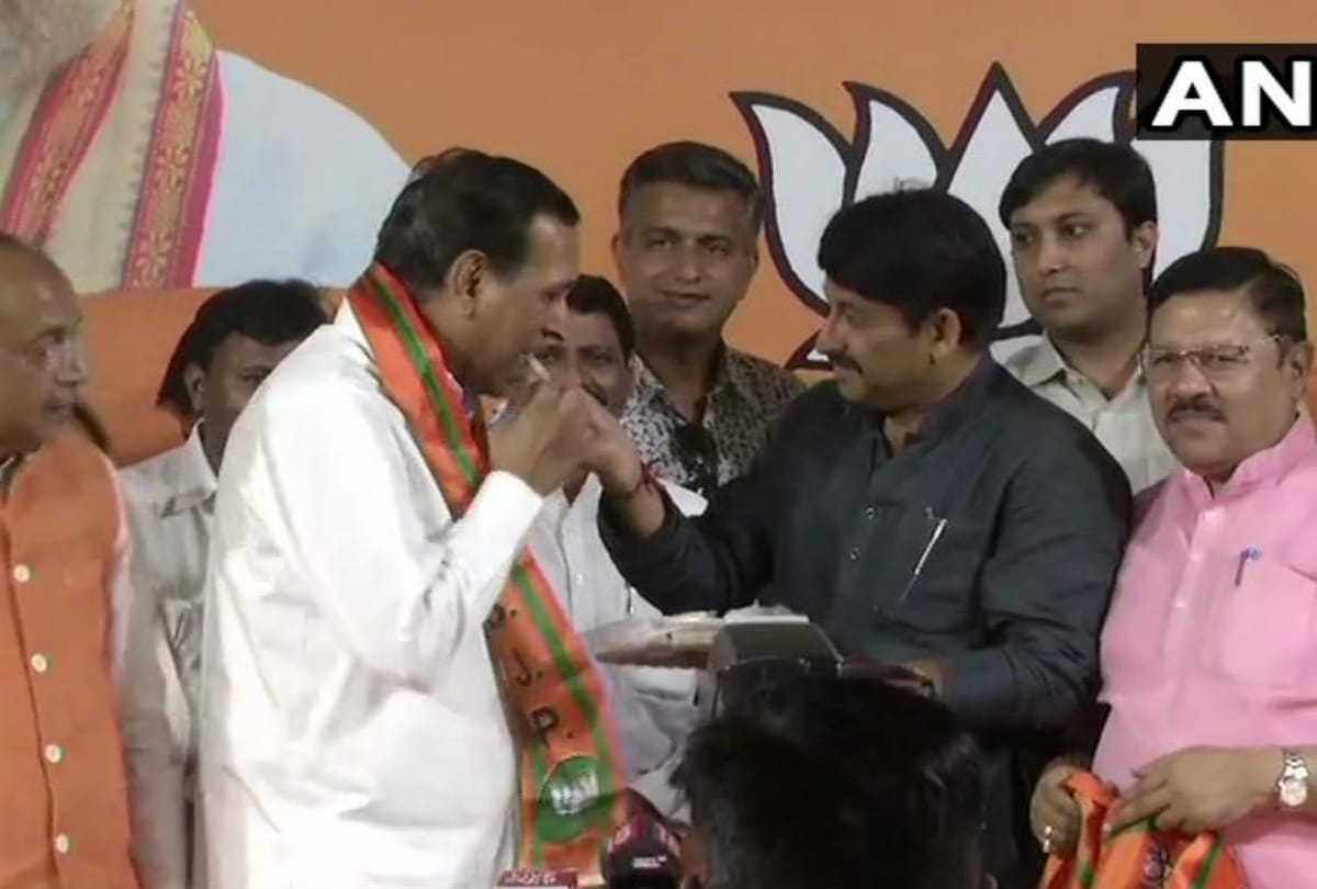 lok sabha elections 2019 congress leader raj kumar chauhan joins bjp was minister in sheila govt