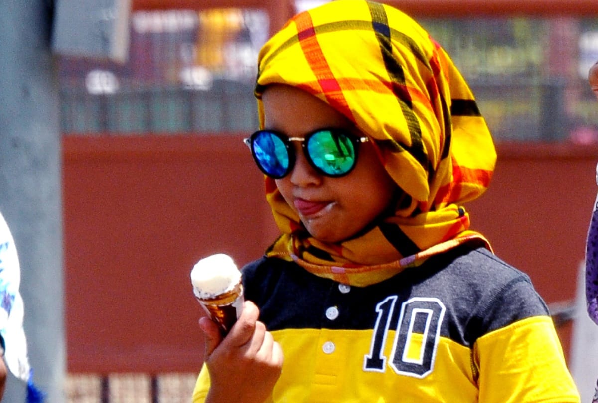 Yellow alert in Delhi due to record breaking hot temperature people advised to stay at home during afternoon