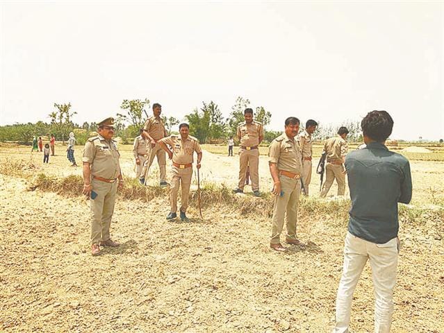 Farmers stopped work