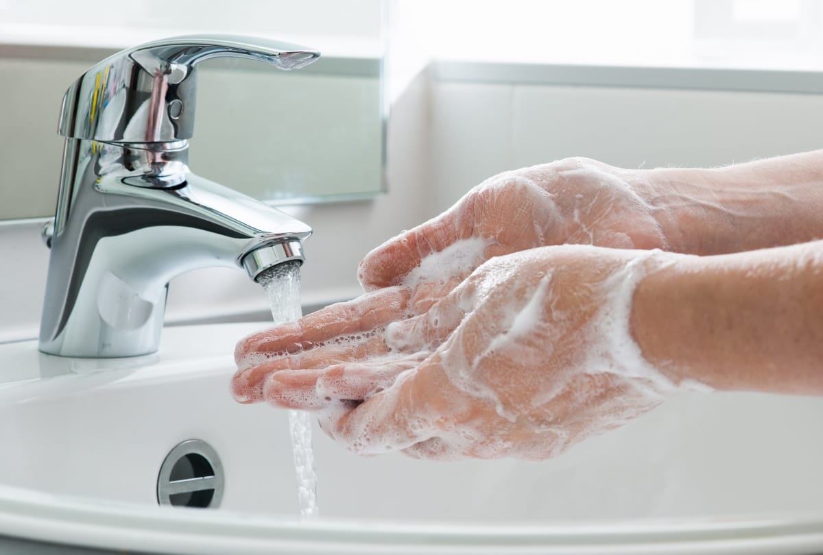 typhoid fever diagnosis know symptoms treatment and vaccines