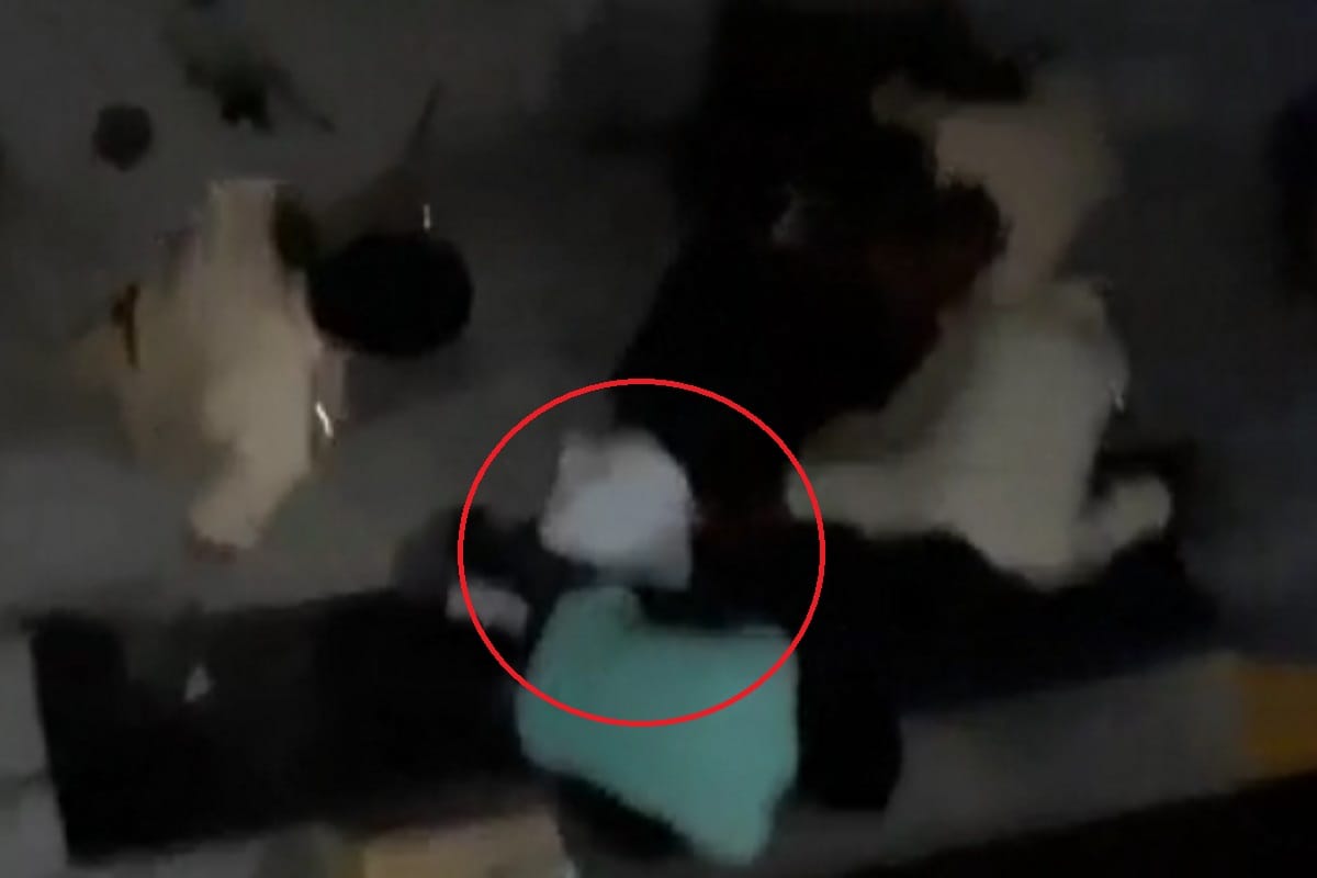 UP Police attacked on farmer home and beaten of family members in Hapur and many injured