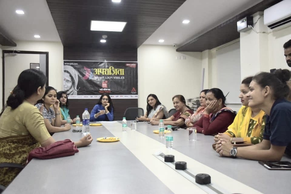Mothers Day 2019 uttarakhand biker girl sucheta and mother struggle story 