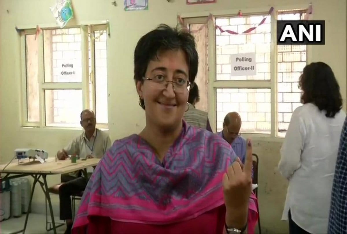 AAP kalkaji mla atishi tested corona positive she kept in home isolation satyendra jain test again done