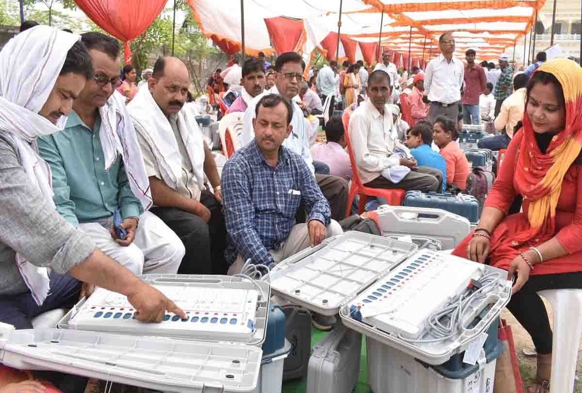 Prayagraj: Today the turn of Janata Janardan