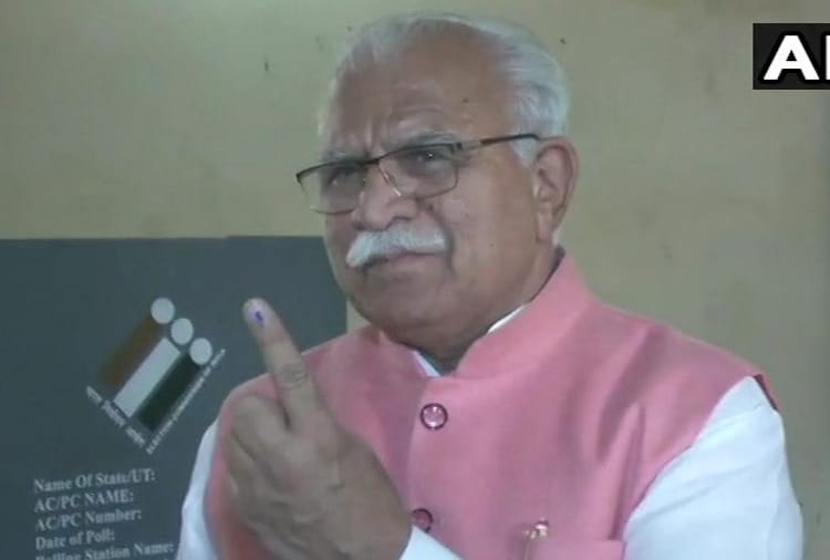 Lok Sabha Elections 2019, Ministers, Politicians and Officers on Booth for Voting in Haryana