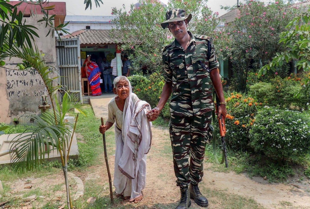 Lok Sabha Chunav 2019: Colours of Democracy in sixth phase of polls