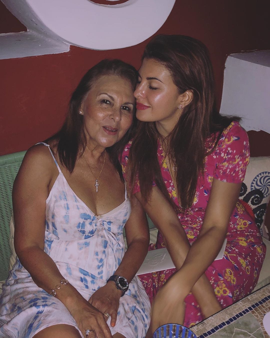 Mother's Day 2019 Alia Bhatt to Katrina Kaif these bollywood Celebrities shared photo with Mothers