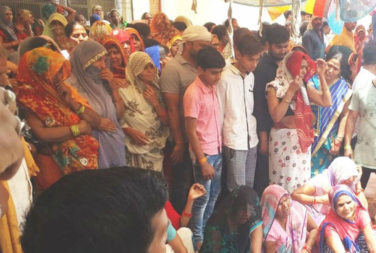 three died in road accident at Baran region of Rajasthan Funeral in mainpuri