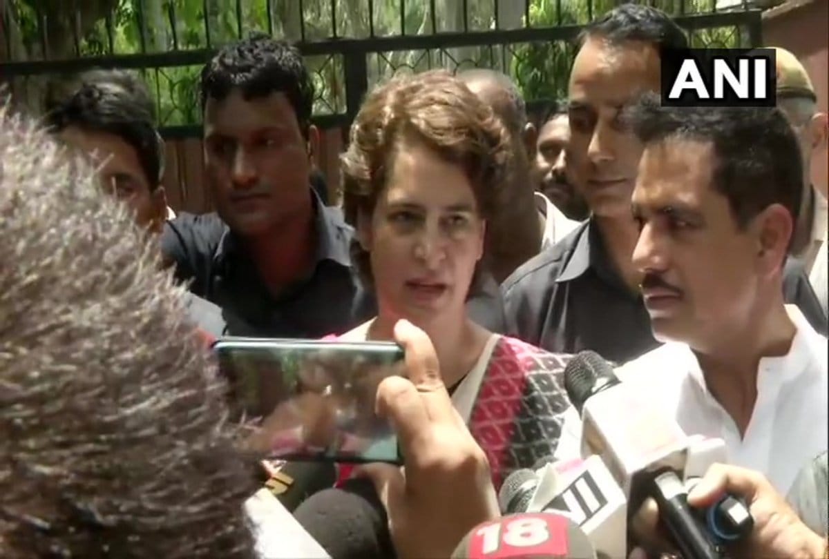 Love Story of Priyanka Gandhi and Robert