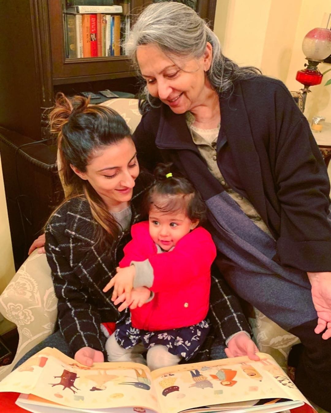Mother's Day 2019 Alia Bhatt to Katrina Kaif these bollywood Celebrities shared photo with Mothers