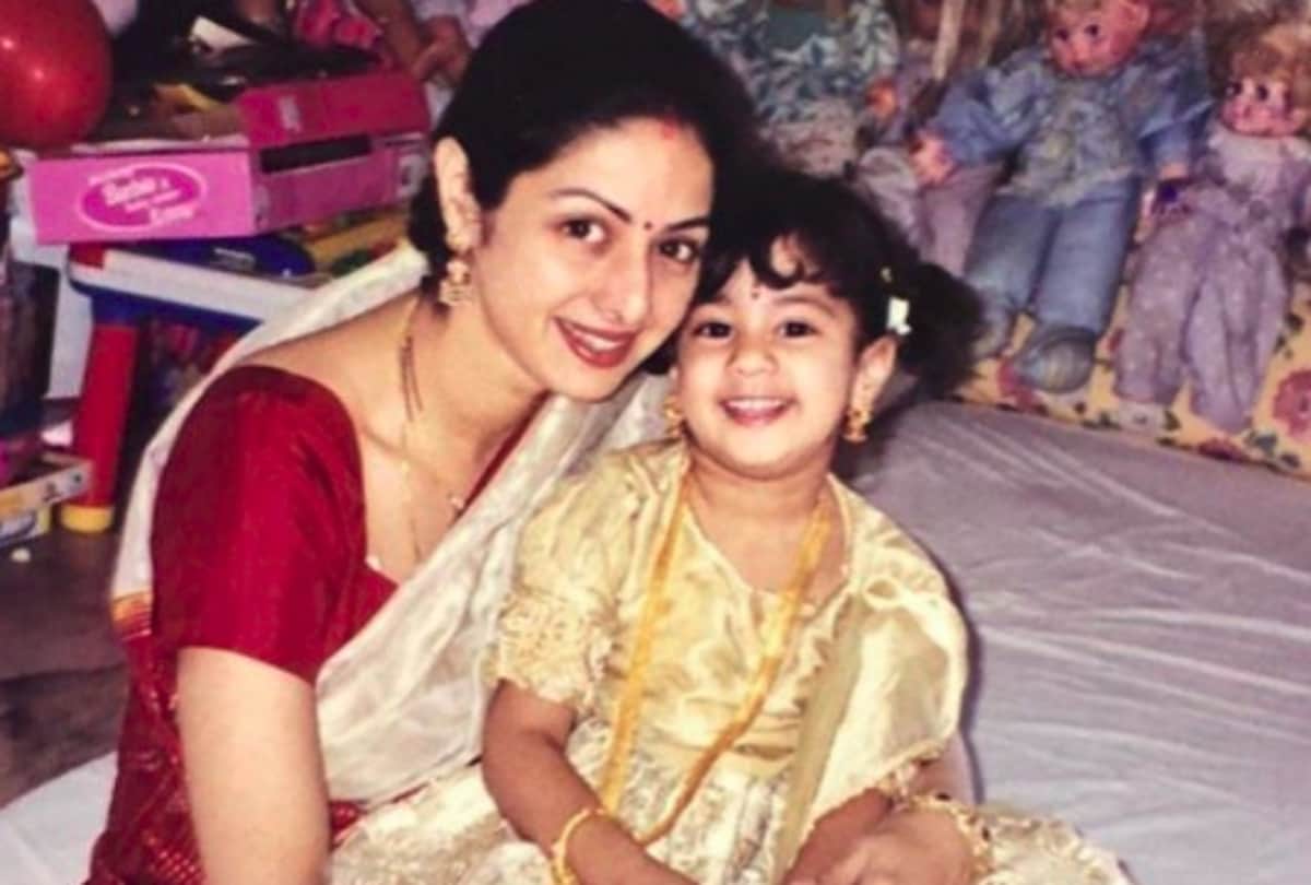 janhvi kapoor emotional post sridevi death anniversary