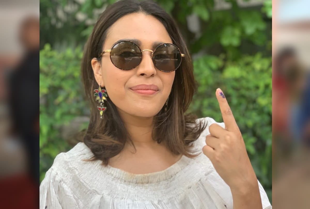 lok sabha elections 2019 bollywood celebrities cast their vote in delhi swara tapsee sidhartha