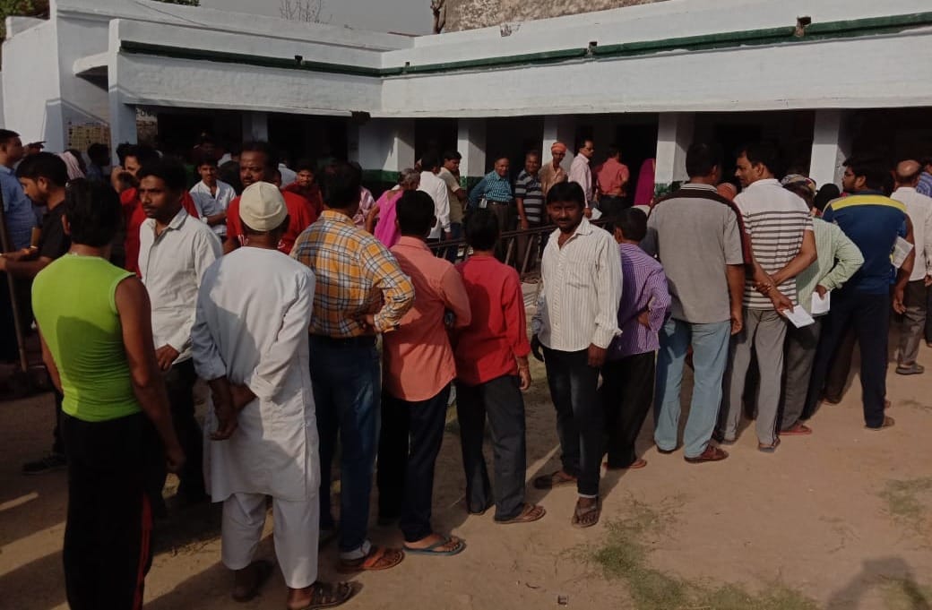Lok Sabha Elections 2019 6th Phase Voting In Azamgarh Bhadohi Jaunpur photos of voter
