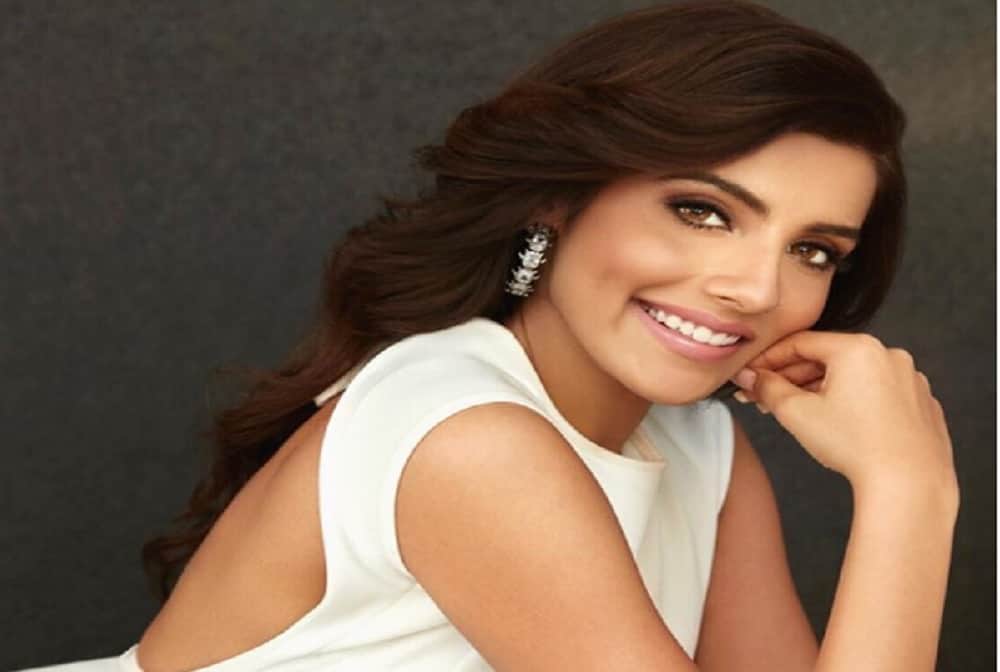 ipl 2019 mi vs csk: Aditi Hundia, Mumbai Indians IPL-final fan girl, who made sensation on internet