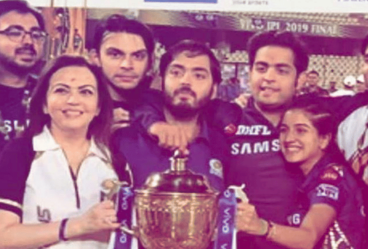 ambani family shloka ambani and radhika merchant in ipl 2019