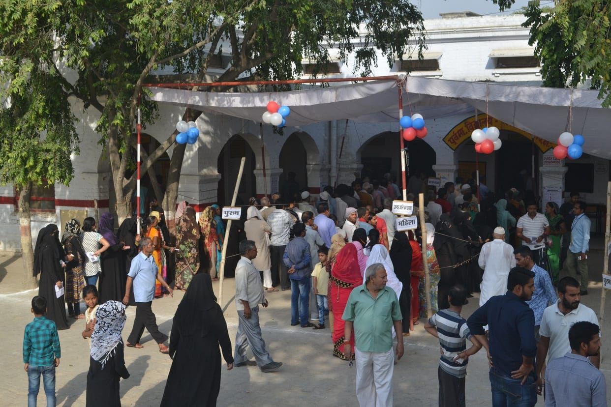 पहले से कुछ बेहतर, 55.72% मतदान