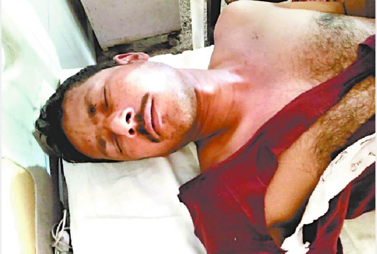 bjp worker beaten and thrown off from moving train in bahraich