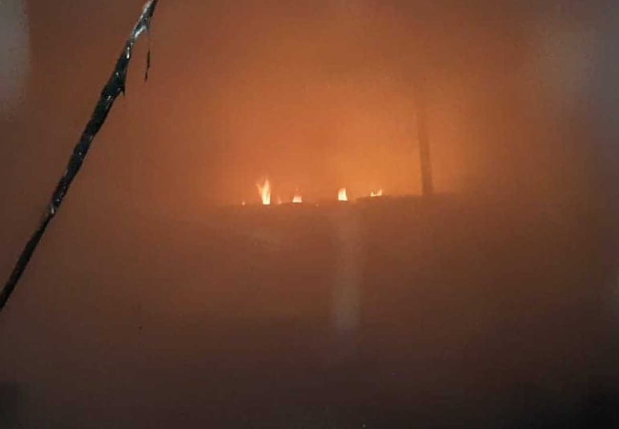 Islam tannery caught fire in kanpur