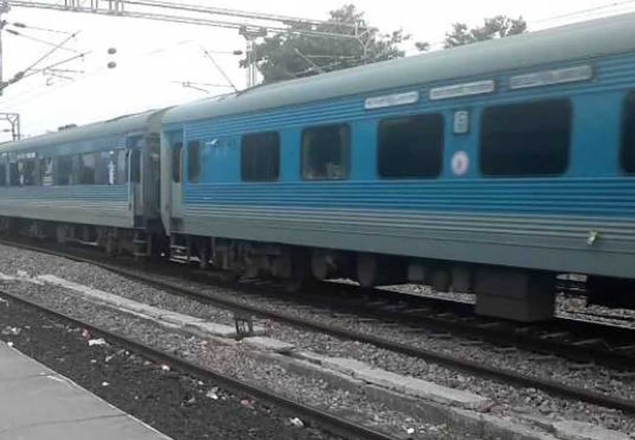 Because of suspicion woman and girl taken out of train