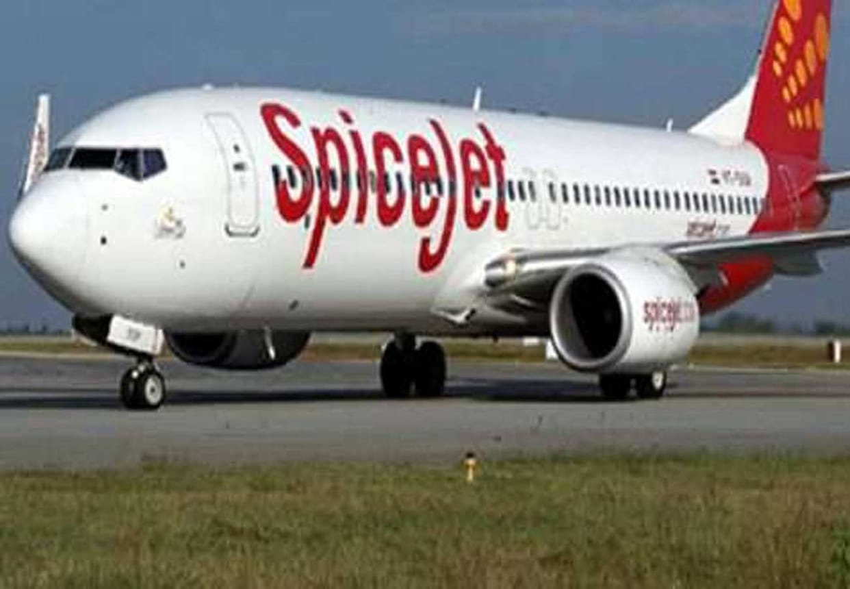 Storm stopped Aeroplane landing