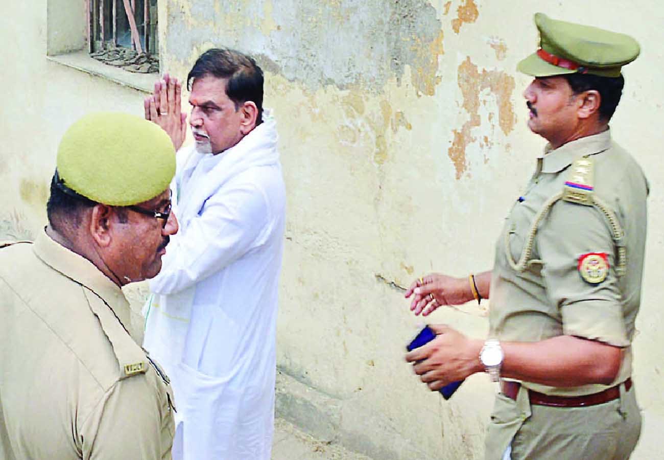 Hamirpur  BJP mla Ashok Singh Chandel sent to jail in murder case