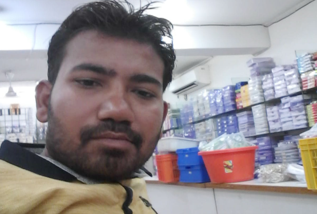 transport business man died in accident during nagar nigam jcb back