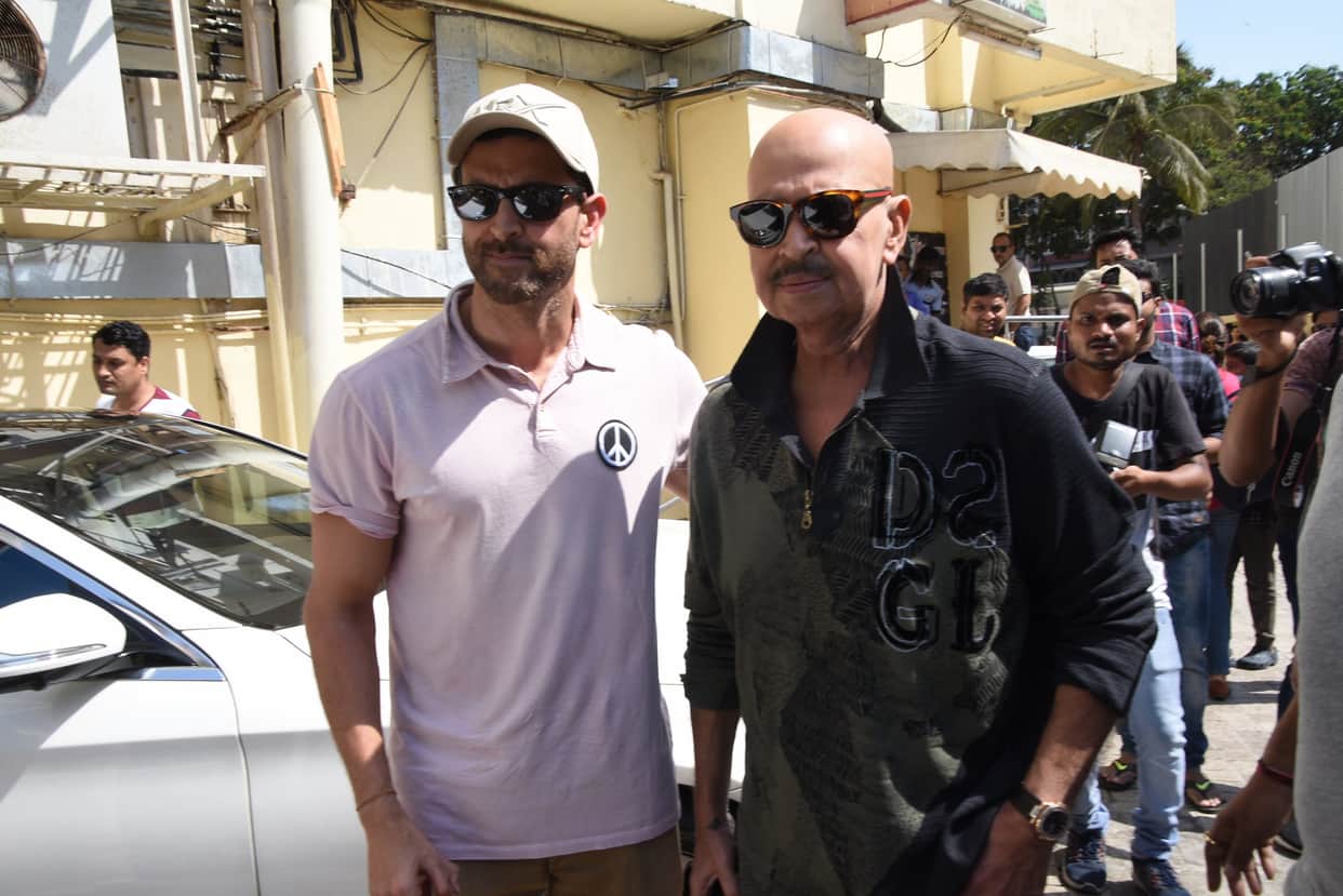 Hrithik Roshan opens up about father Rakesh Roshan cancer during Super 30 promotion