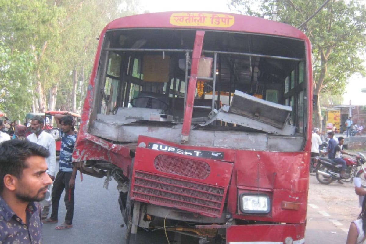 many died and several injured in Road accident in Muzaffarnagar UP