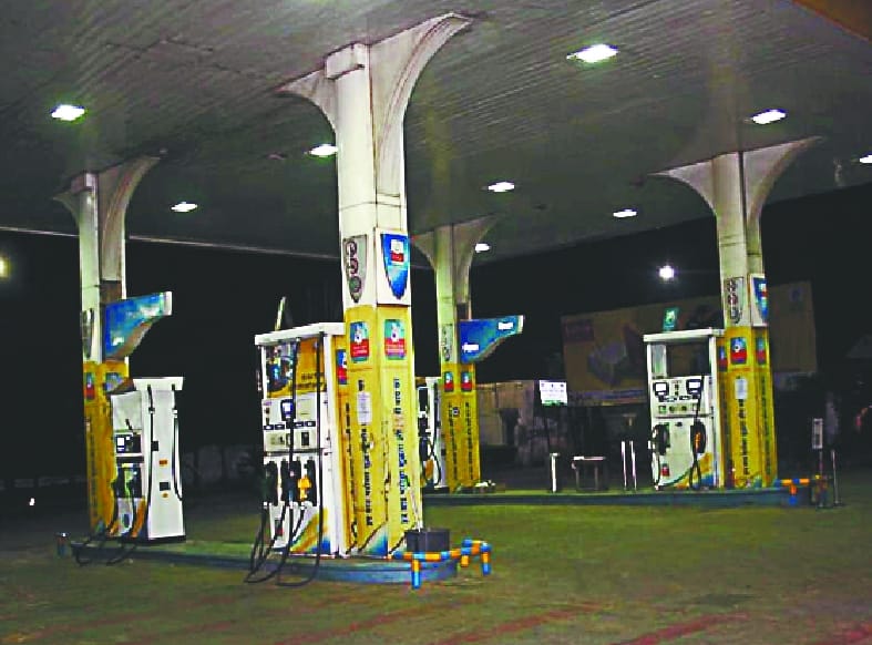 Due to highway gasoline pumps, firing and panic panic