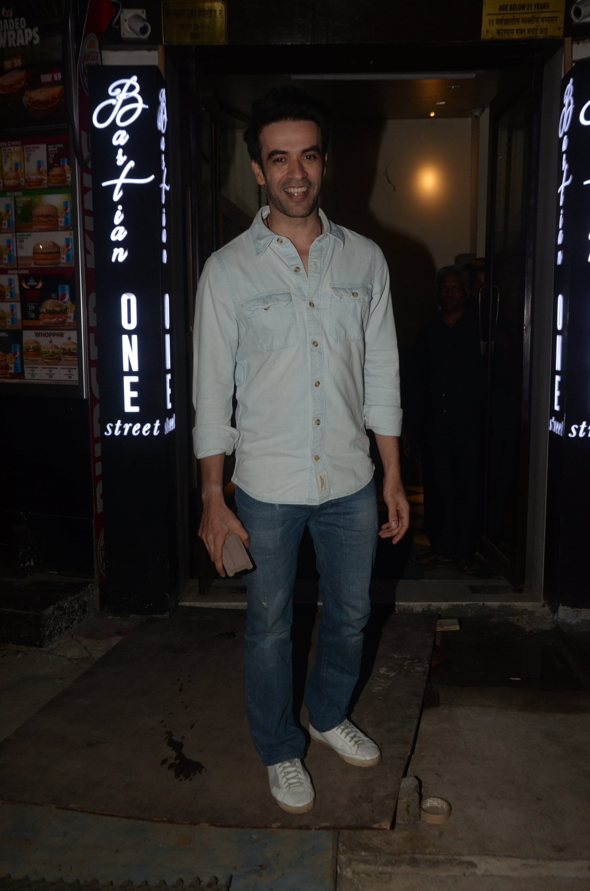 Student of the Year 2 star Tiger Shroff Tara Sutaria Ananya celebrated Punit Malhotra birthday