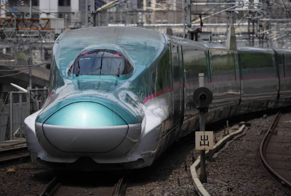 World's fastest bullet train Alfa-X starts test run in Japan speed of 400 kilometres per hour