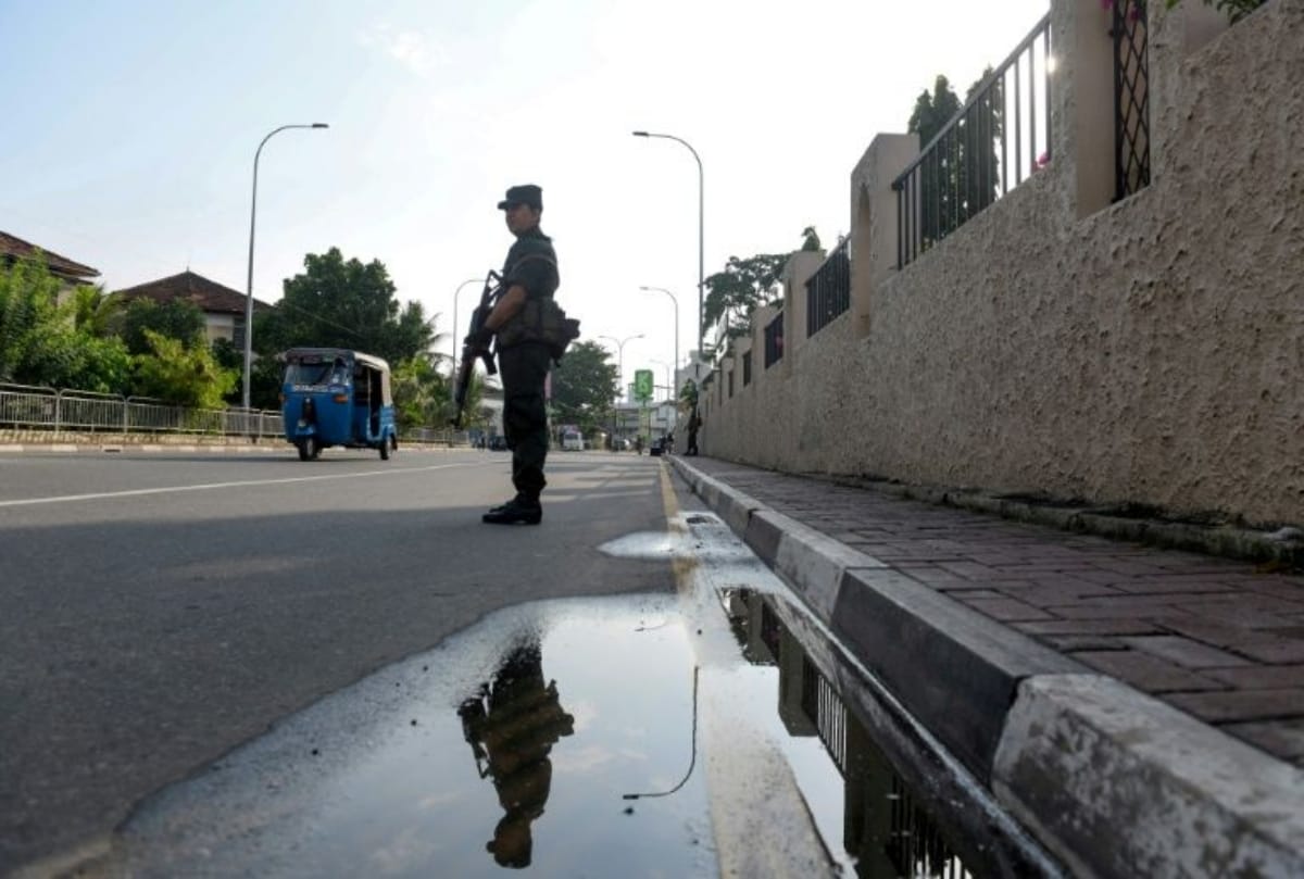 Curfew reimposes in four towns of Sri Lanka following communal violence