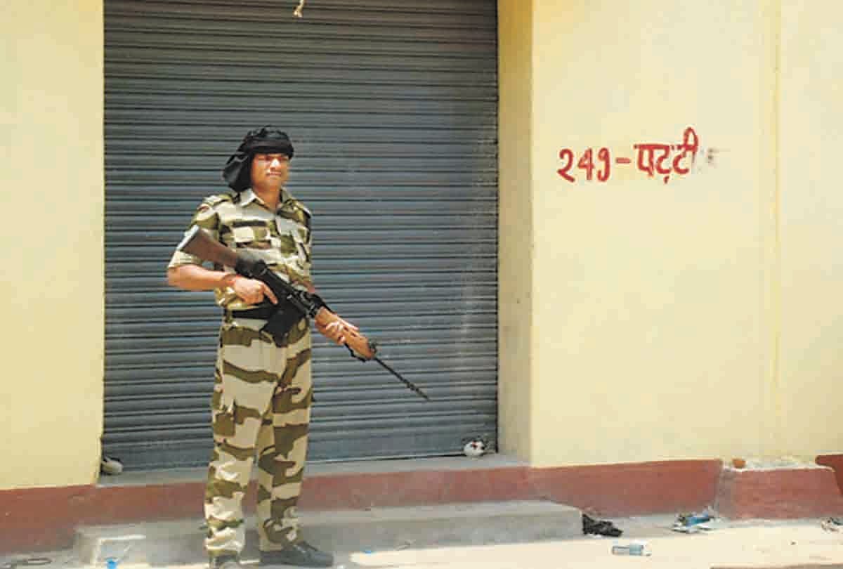 Pratapgarh: EVM Strongroom for the Security of Three Circles