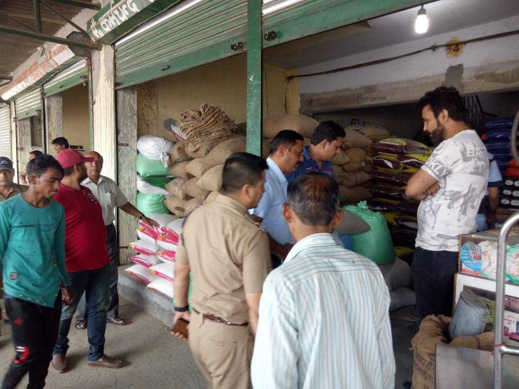 Loot from Businessmen in roorkee mandi 