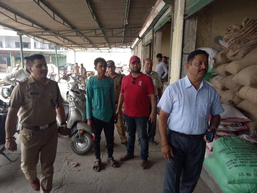 Loot from Businessmen in roorkee mandi 