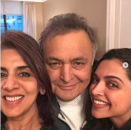 alia bhatt reaction on deepika padukone photo with neetu kapoor and rishi kapoor