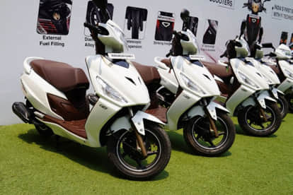 Hero Maestro Edge 125 Indias First Fuel Injected Scooter