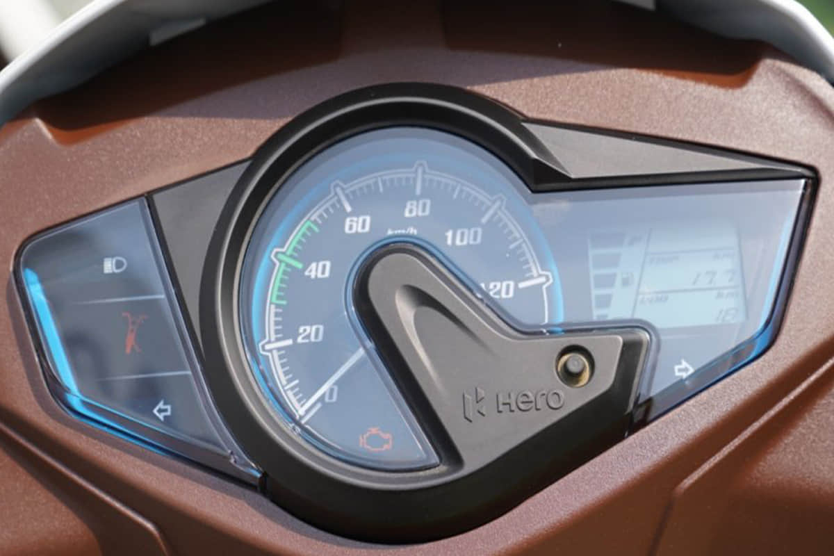 Hero Maestro Edge 125 Indias First Fuel Injected Scooter