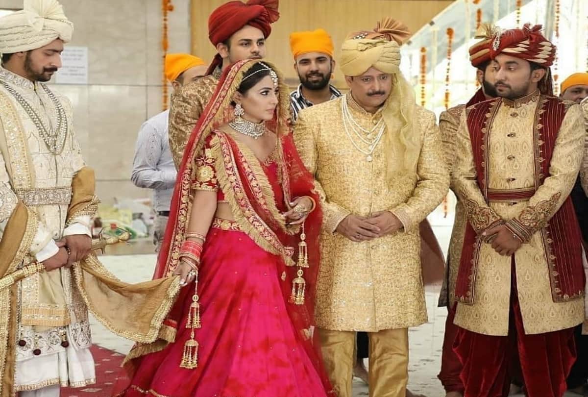 kasauti zindagi 2 actress have seen in bride dress with Priyank Sharma after leave the show