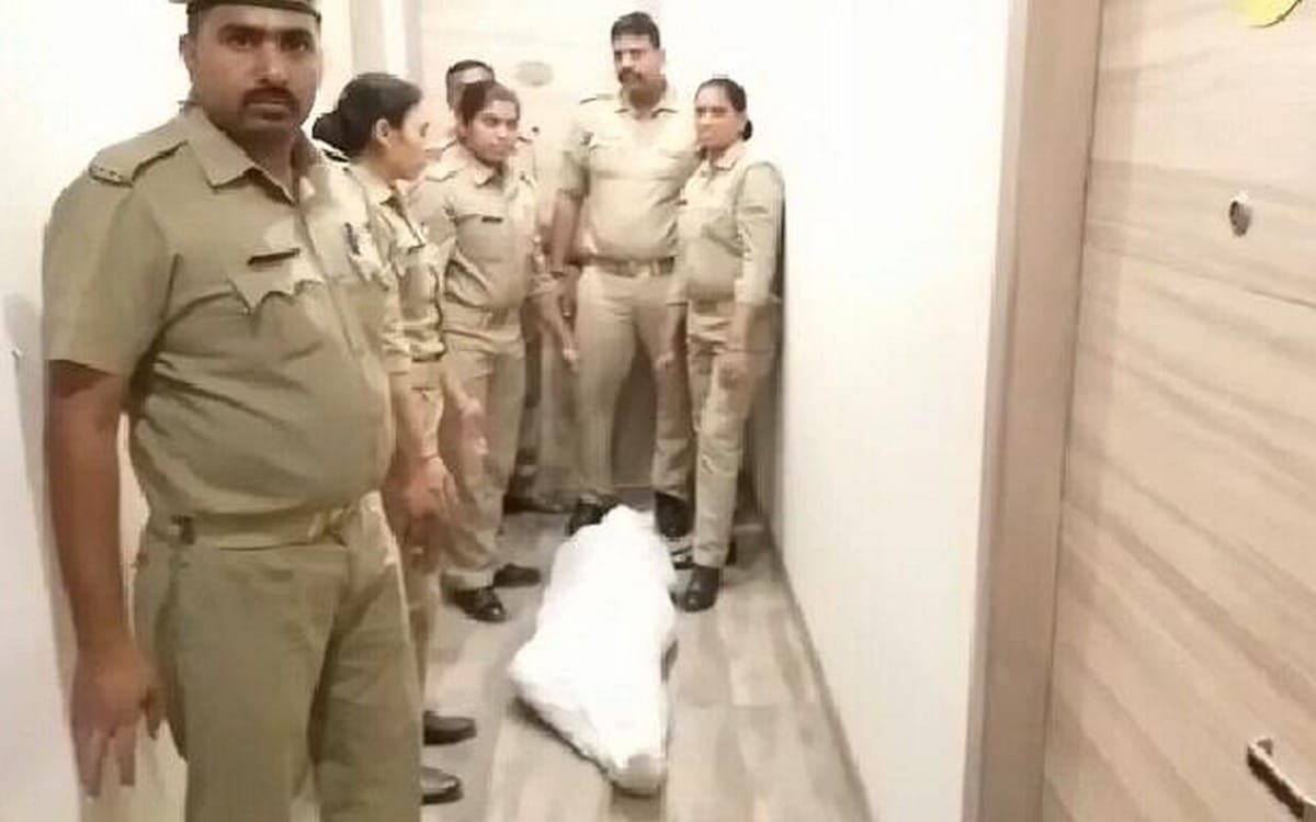 Event Firm Female Employee Killed In Varanasi Hotel Police Got Suspect by OLA cab